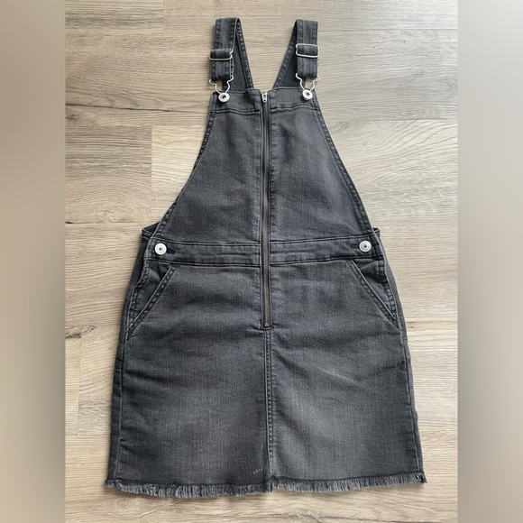 OshKosh | Denim Jumper Dress | Overall Dress | Faded Black Wash | Girls Size 8 - Picture 5 of 11